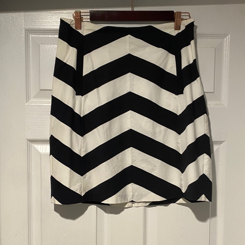 The Limited Black and White Mini Skirt